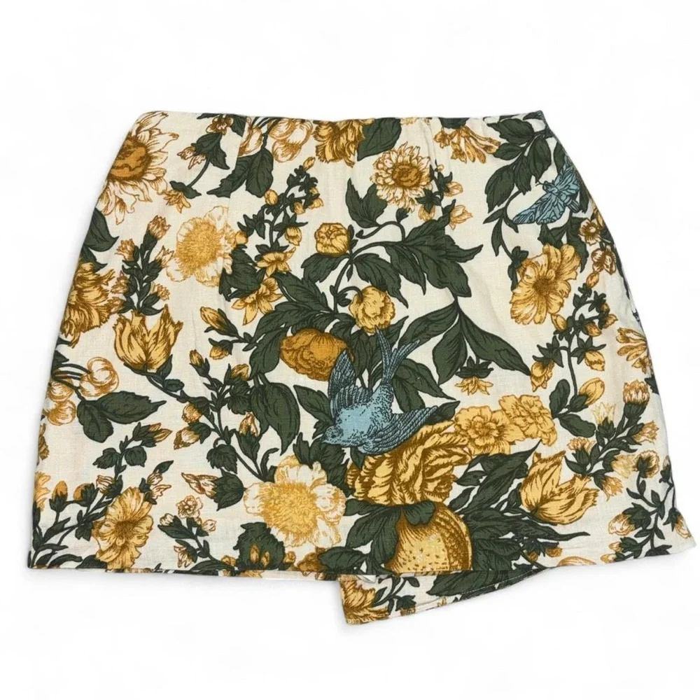 Abercrombie & Fitch Floral Skort Abercrombie & Fitch Floral Mini Skirt W Short - Picture 5 of 5